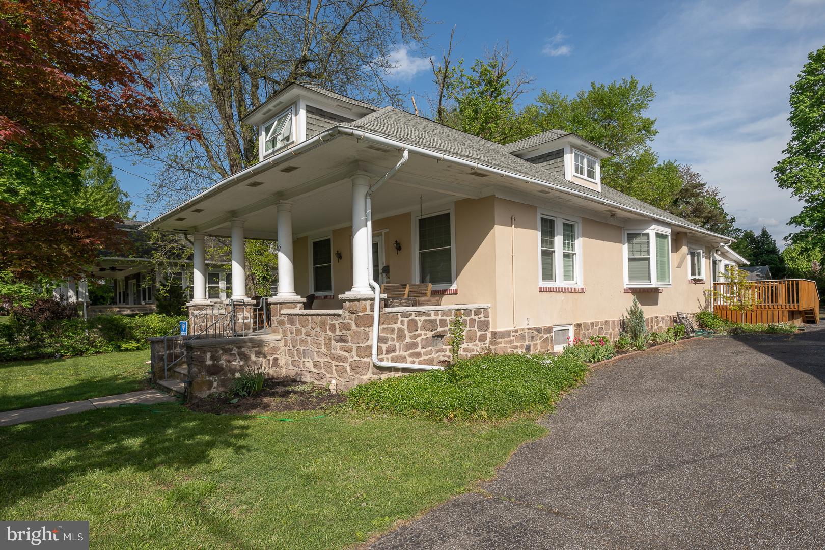 22 North Wakefield Road Norristown, PA 19403 - Photo 5 of 56 Gallery Image 5