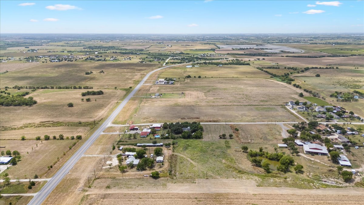 19016 Farm To Market Road 973 Coupland, TX 78615 - Photo 15 of 18 a view of a city