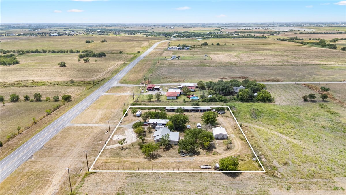 19016 Farm To Market Road 973 Coupland, TX 78615 - Photo 3 of 18 a view of a city
