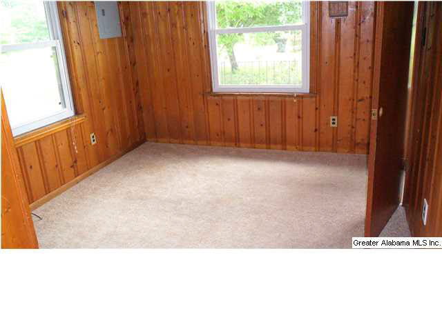 315 Mcgowan Road Wilsonville, AL 35186 - Photo 8 of 11