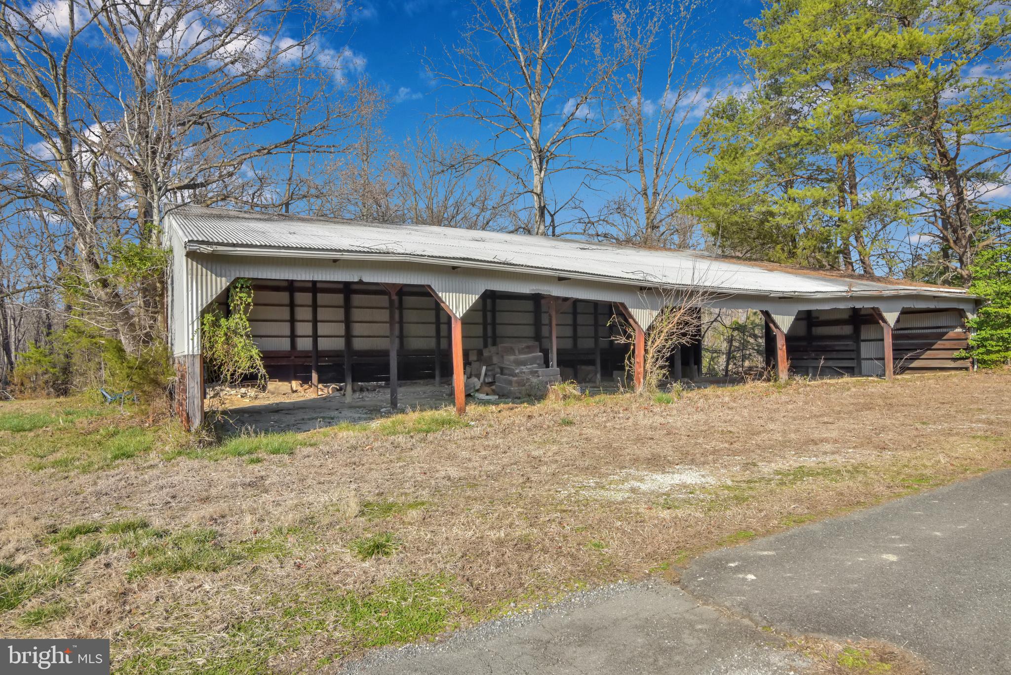10800 Harley Road Lorton, VA 22079 - Photo 105 of 108 Hay Barn