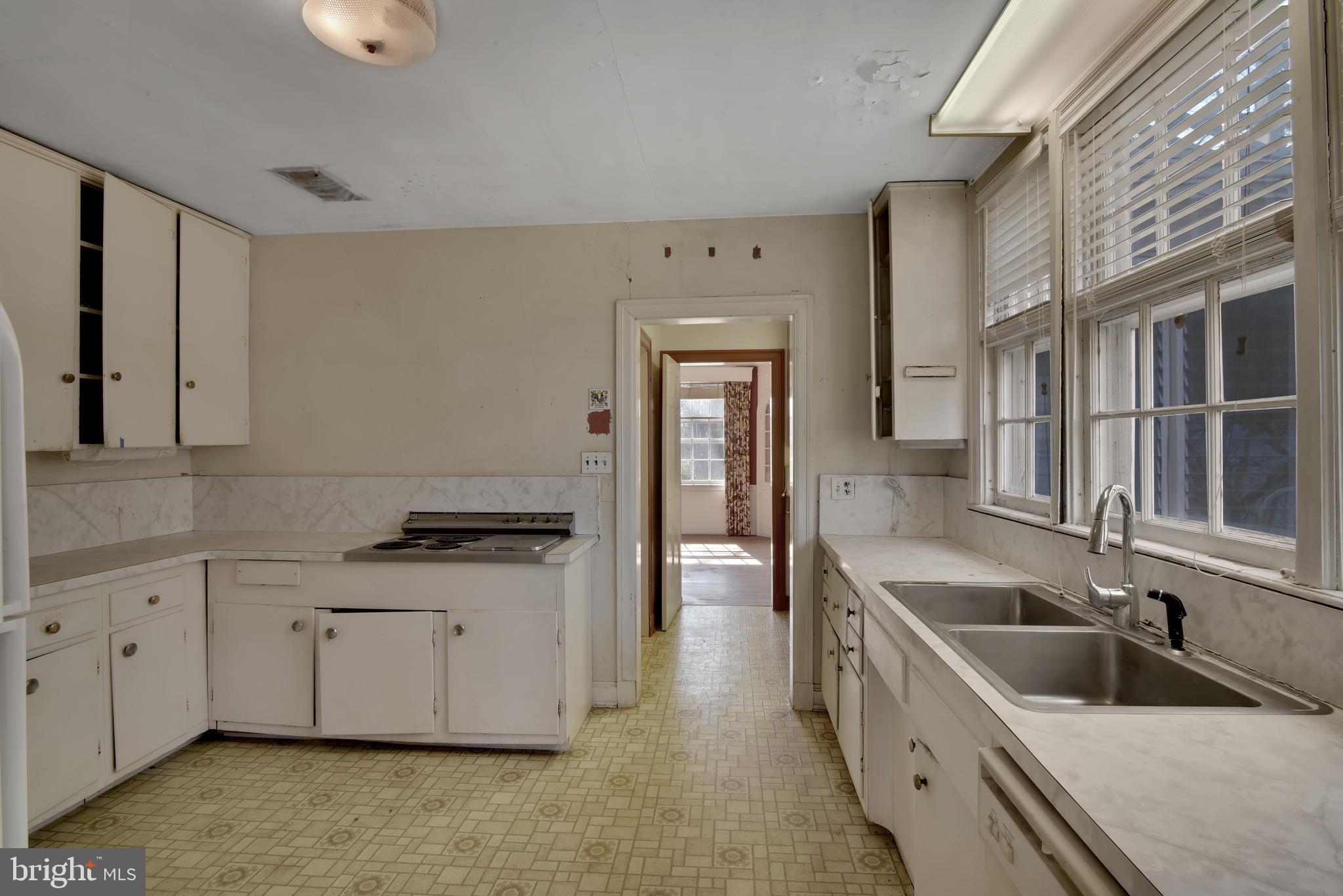 10800 Harley Road Lorton, VA 22079 - Photo 11 of 108 Kitchen