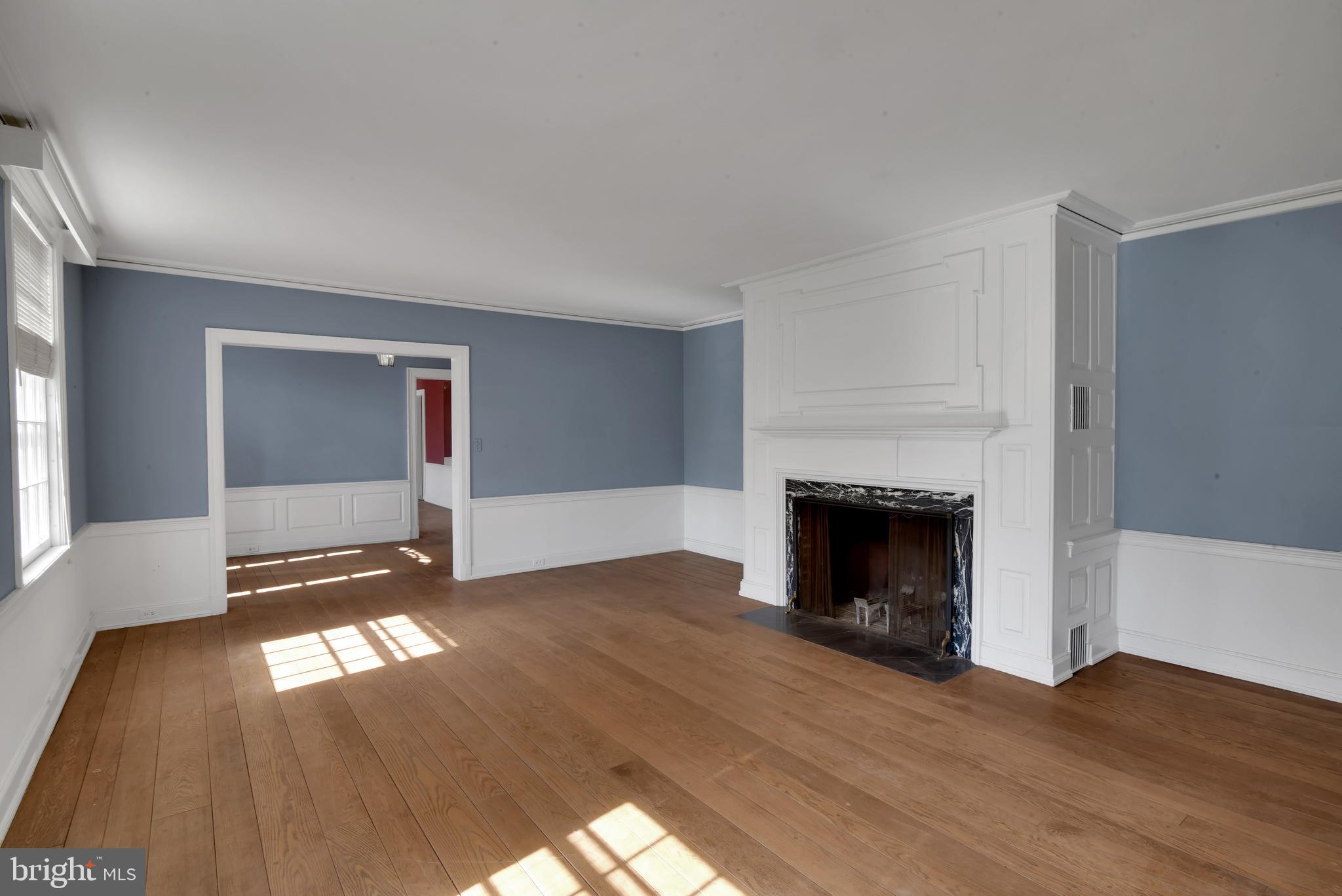 10800 Harley Road Lorton, VA 22079 - Photo 22 of 108 Living Room Wood Fireplace