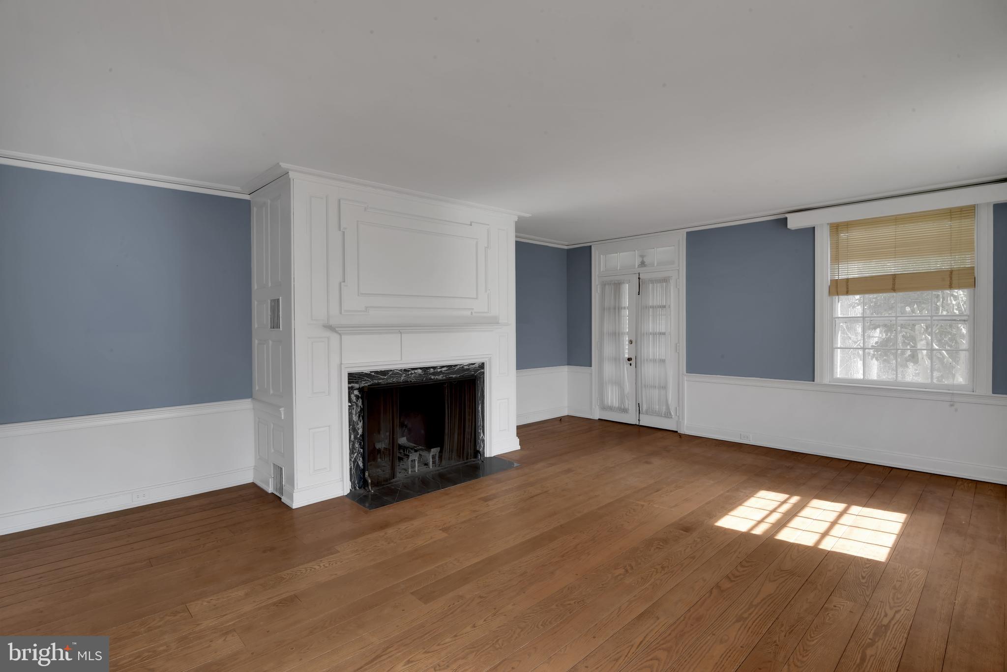10800 Harley Road Lorton, VA 22079 - Photo 24 of 108 Living Room