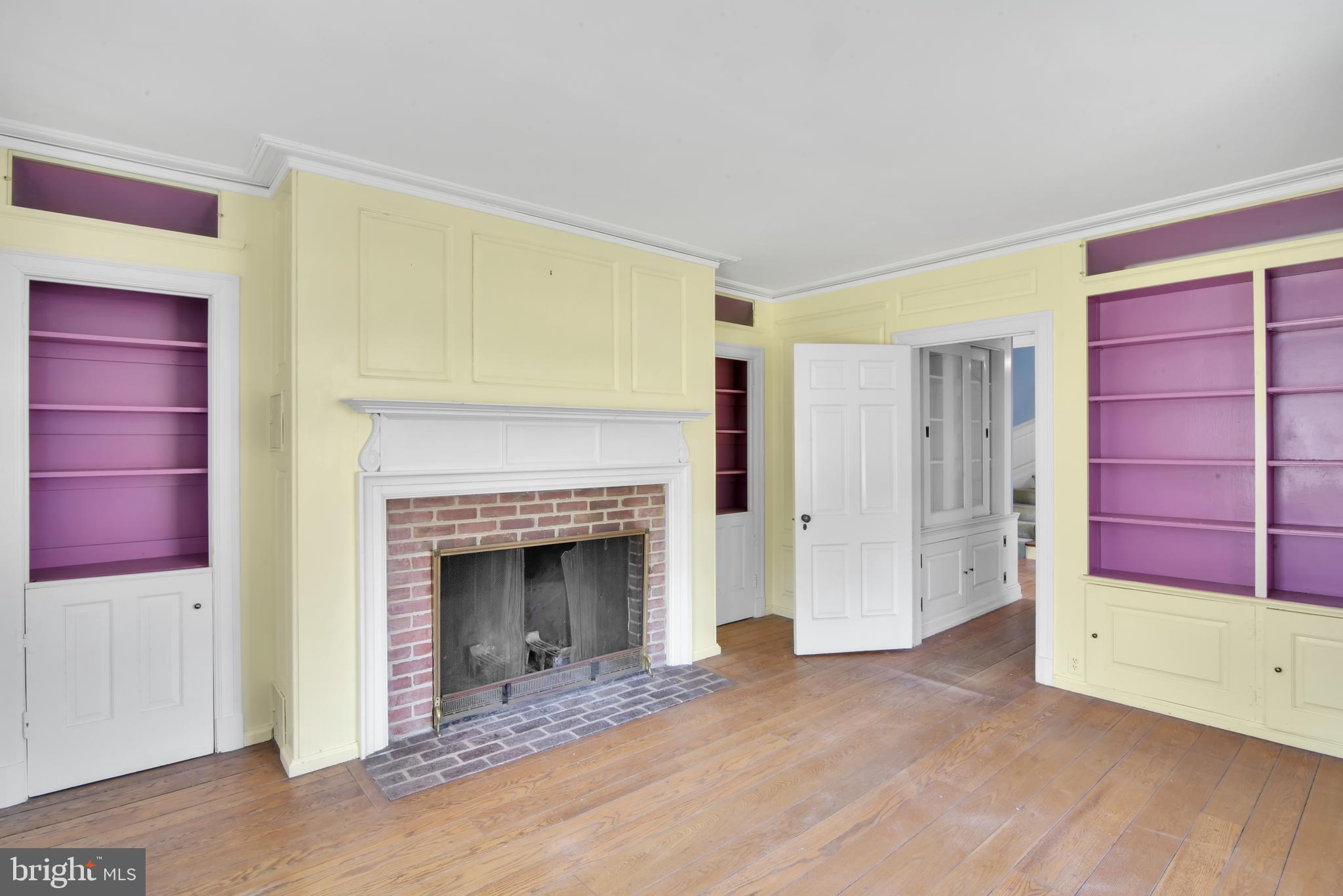 10800 Harley Road Lorton, VA 22079 - Photo 30 of 108 View of Office/Den Built-in Bookcases