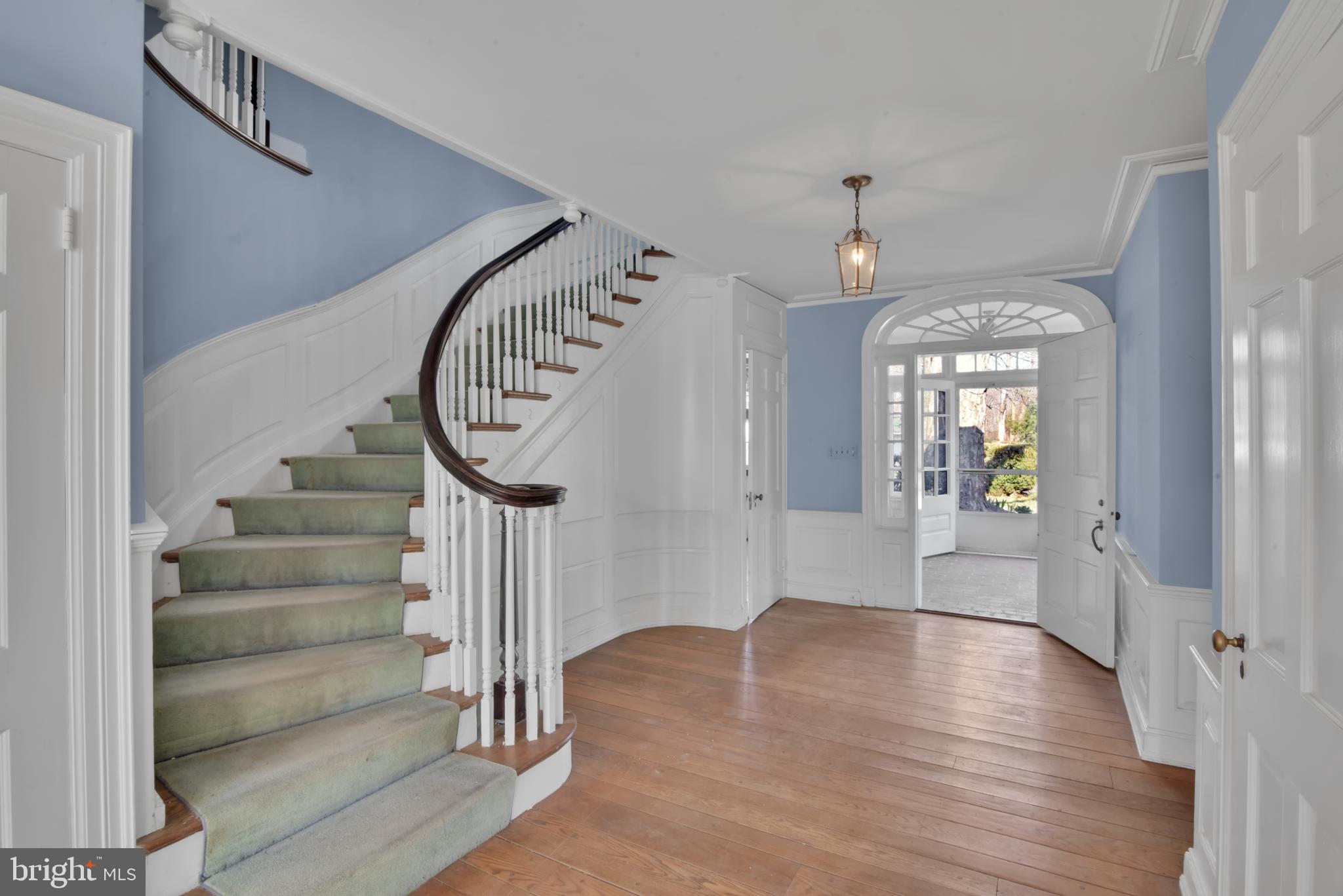 10800 Harley Road Lorton, VA 22079 - Photo 4 of 108 View of Foyer from Front Door