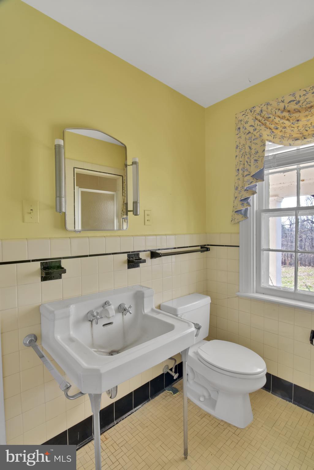 10800 Harley Road Lorton, VA 22079 - Photo 42 of 108 Primary Bath