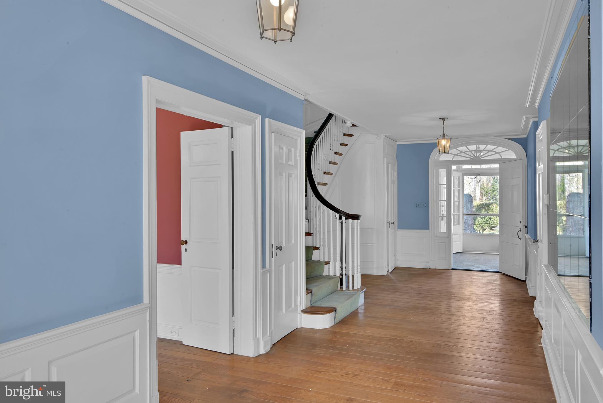 10800 Harley Road Lorton, VA 22079 - Photo 5 of 108 Foyer