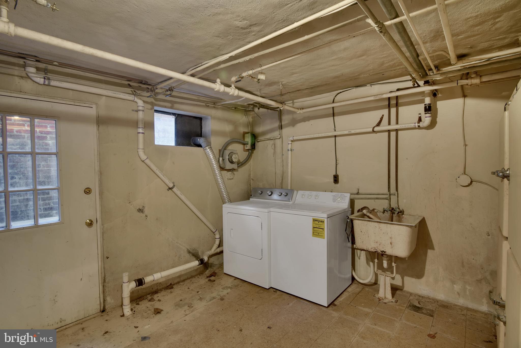 10800 Harley Road Lorton, VA 22079 - Photo 63 of 108 Laundry Area with Door to Outside Stairs