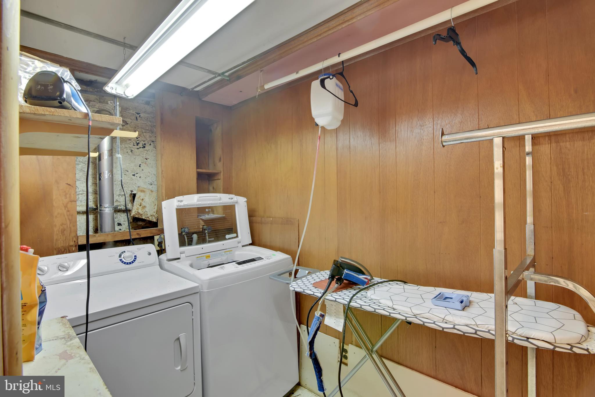 10800 Harley Road Lorton, VA 22079 - Photo 85 of 108 Laundry Room