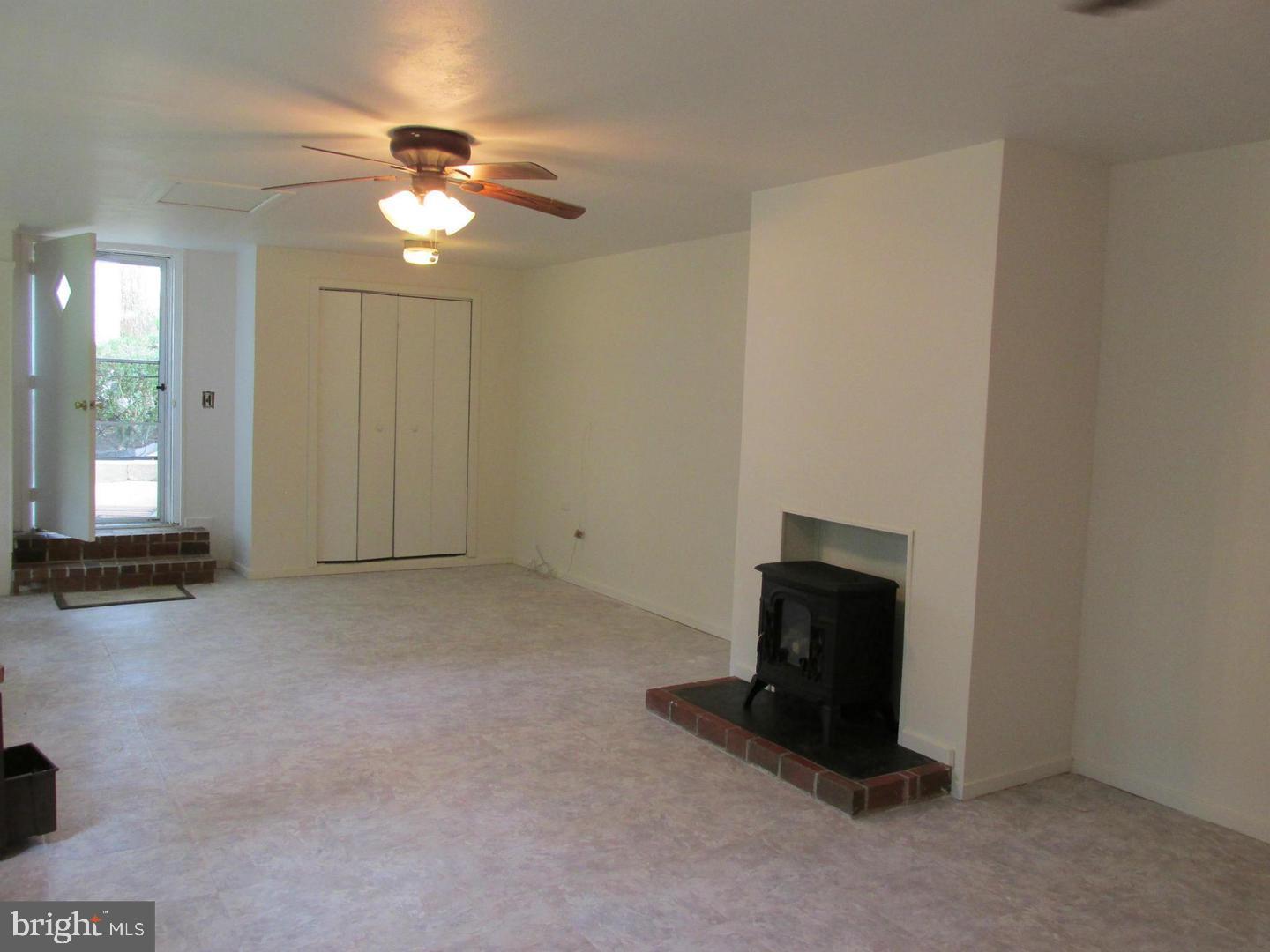 10800 Harley Road Lorton, VA 22079 - Photo 99 of 108 Studio Room