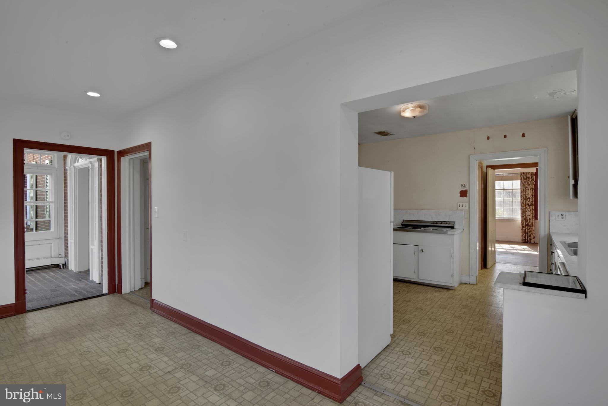 10800 Harley Road Lorton, VA 22079 - Photo 10 of 108 View into Kitchen