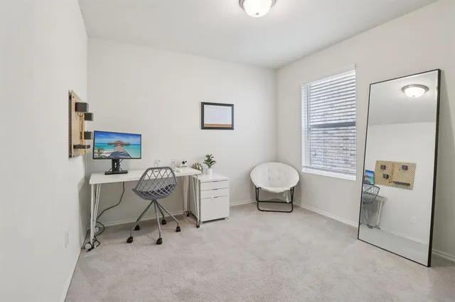 $1,900 | 475 Grenada Lk Drive, Princeton, TX 75407