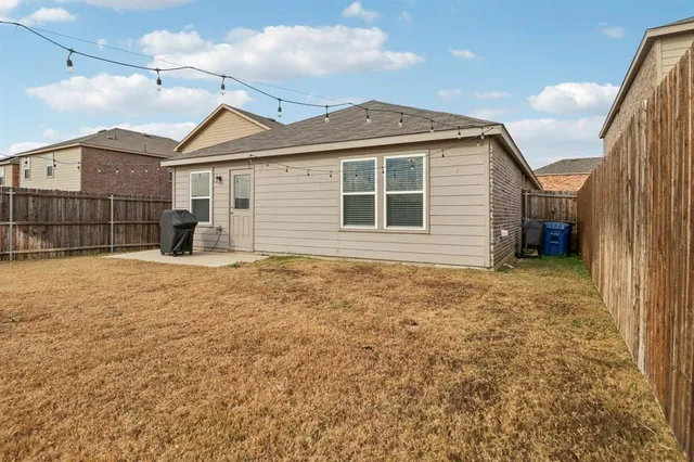 $1,900 | 475 Grenada Lk Drive, Princeton, TX 75407