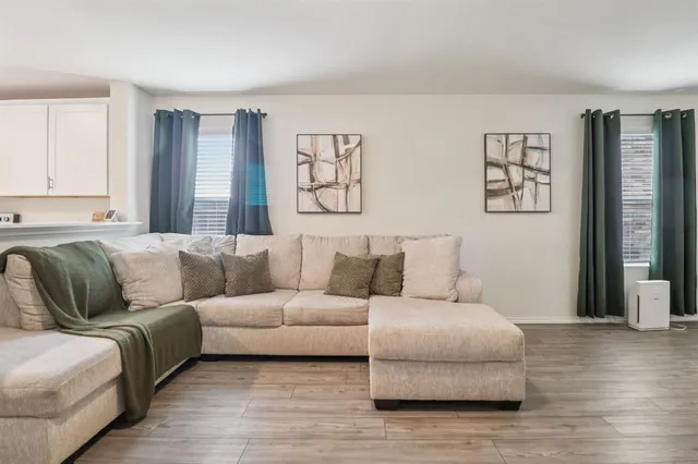 $1,900 | 475 Grenada Lk Drive, Princeton, TX 75407