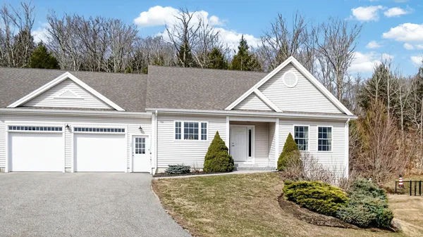 $725,000 | 24 Hazel Lane, Unit 24, North Yarmouth, ME 04097