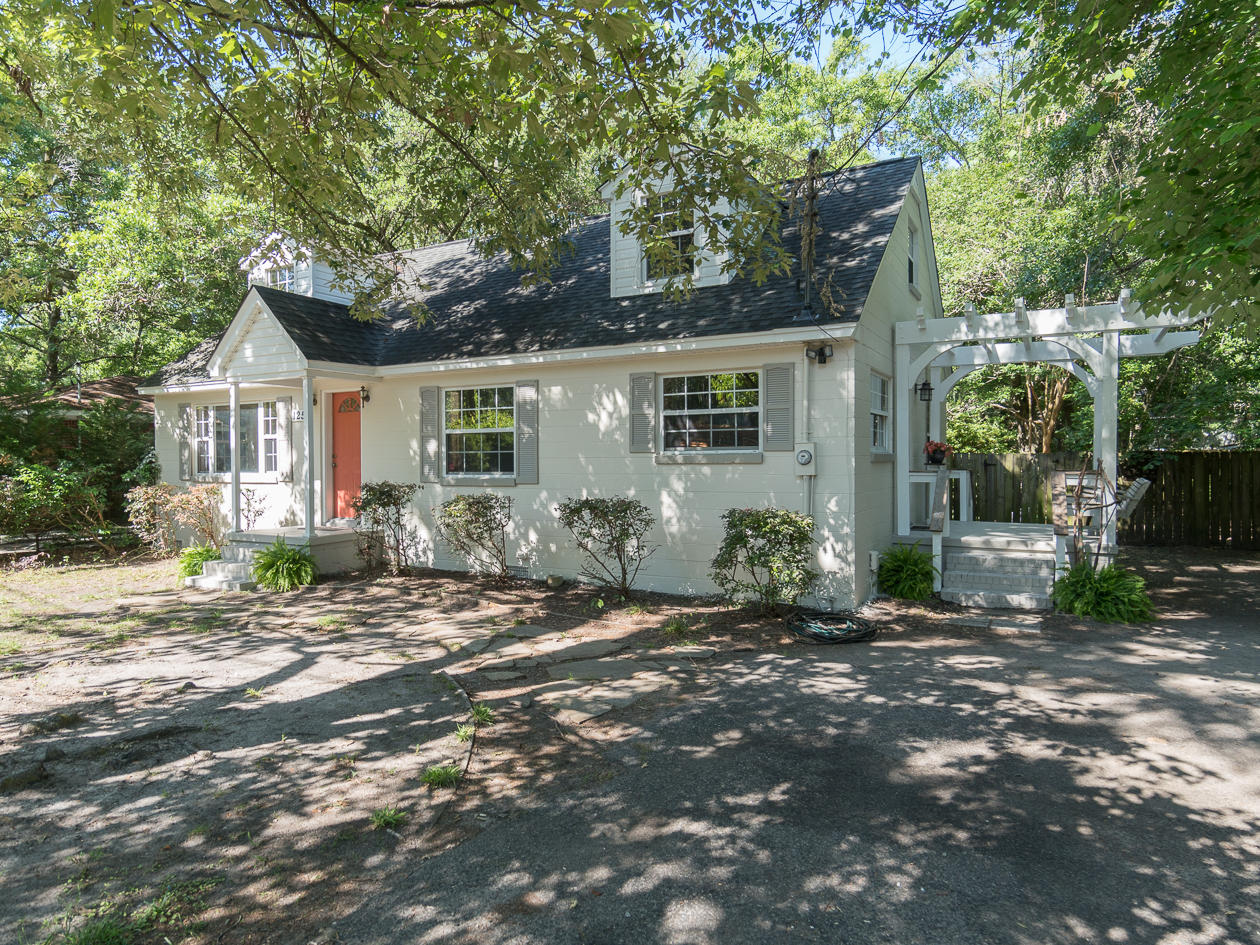 1253 Wisteria Road Charleston, SC 29407 - Photo 2 of 18 1253 Wisteria Rd-03508 (3)