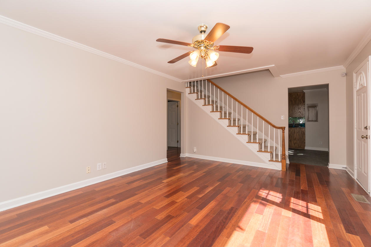 1253 Wisteria Road Charleston, SC 29407 - Photo 3 of 18 1253 Wisteria Rd-03536