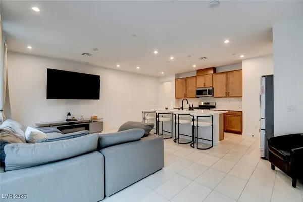 $2,495 | 9246 Rampa Street, Las Vegas, NV 89166