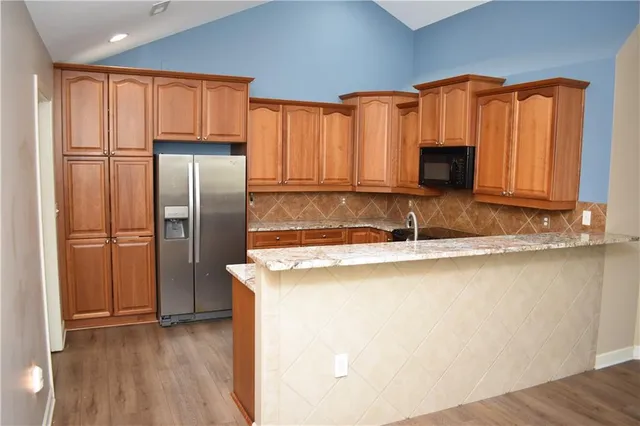 $420,000 | 7135 Meadow View Street, Shawnee, KS 66227