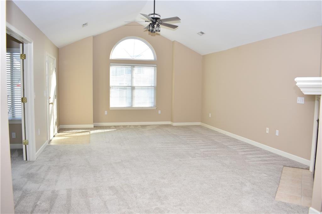 7135 Meadow View Street Shawnee, KS 66227 - Photo 7 of 38