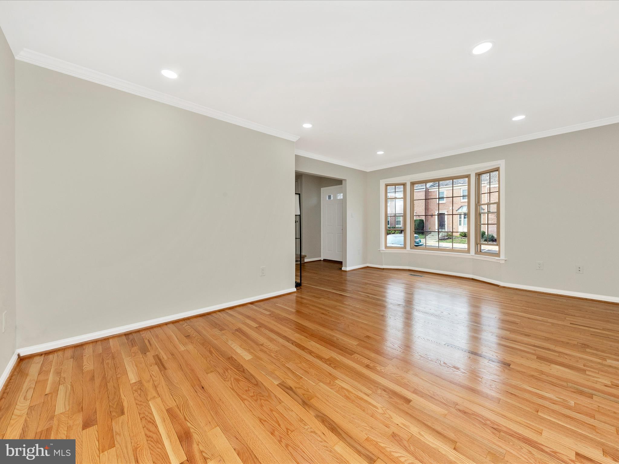 2293 Cartbridge Road Falls Church, VA 22043 - Photo 5 of 52 Living Room