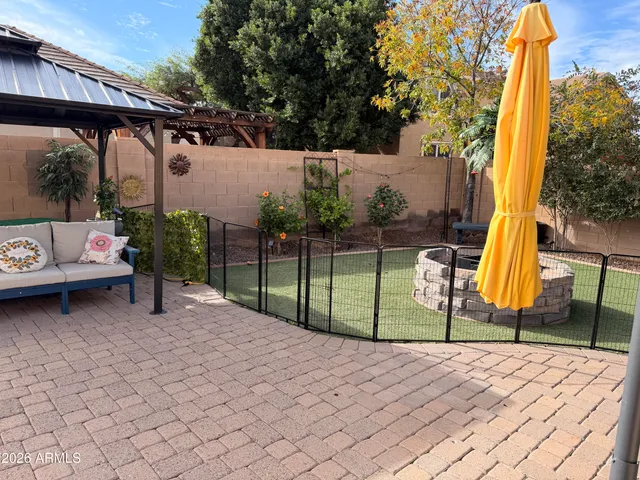 $3,800 | 17239 West Ironwood Street, Surprise, AZ 85388