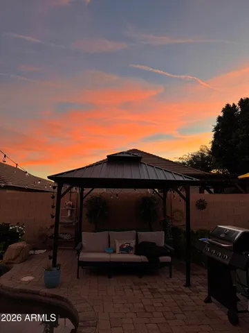 $3,800 | 17239 West Ironwood Street, Surprise, AZ 85388