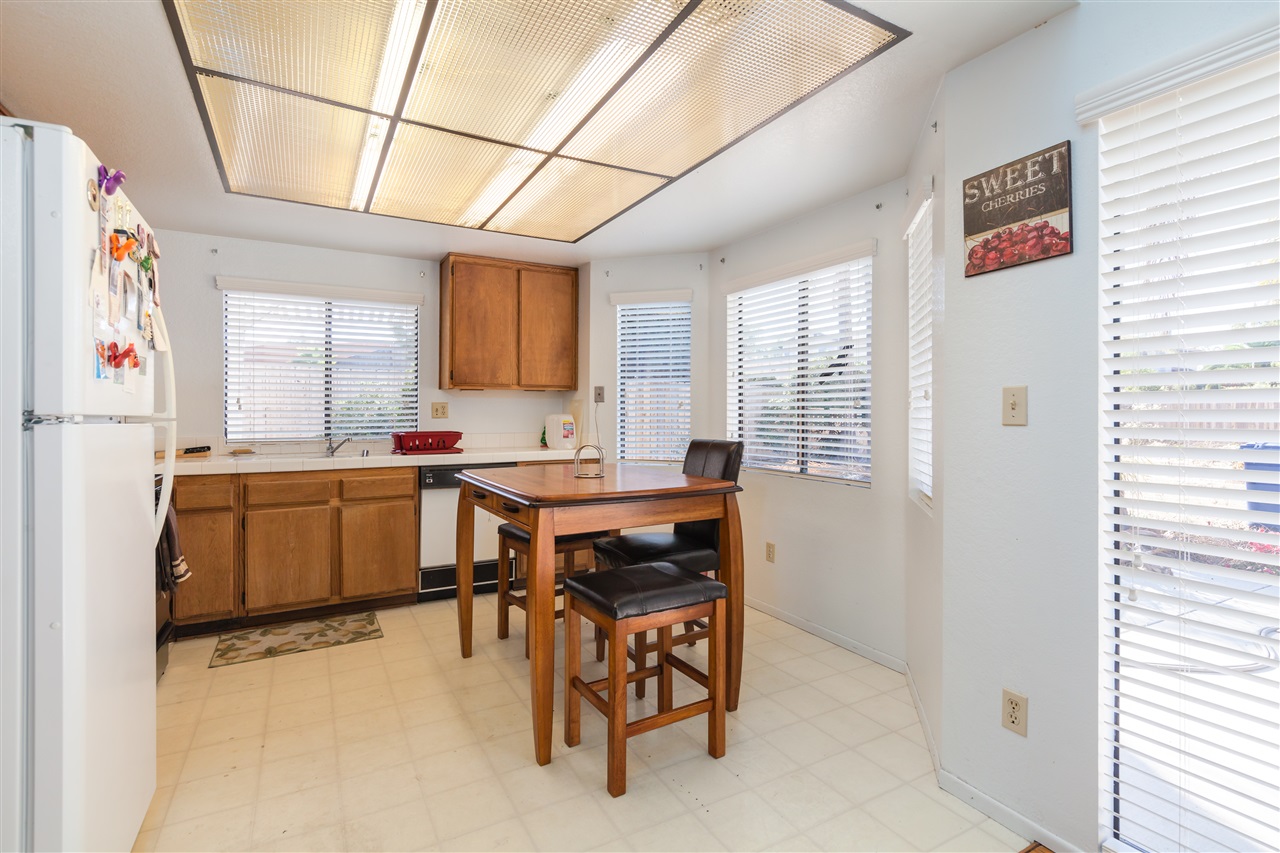912 Redbud Road Chula Vista, CA 91910 - Photo 4 of 18 Gallery Image 4