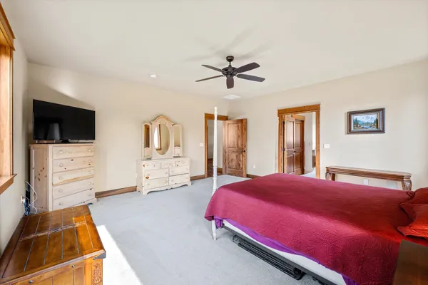 $1,100,000 | 14021 East Nelson Road, Elk, WA 99009