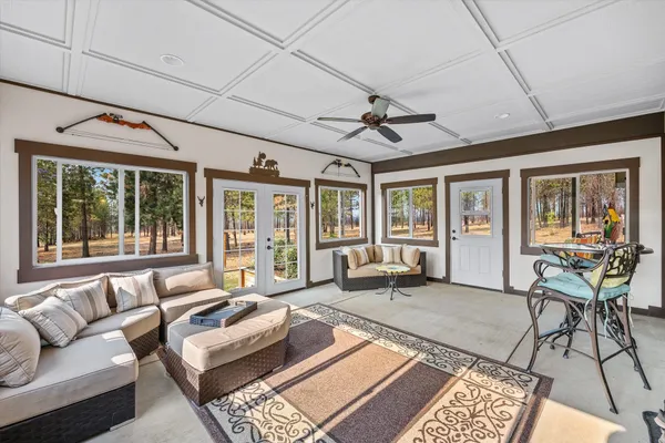 $1,100,000 | 14021 East Nelson Road, Elk, WA 99009