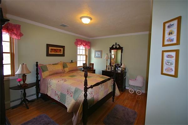 11 Hillside Road Gloucester, MA 01930 - Photo 11 of 17