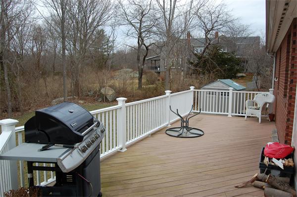 11 Hillside Road Gloucester, MA 01930 - Photo 14 of 17