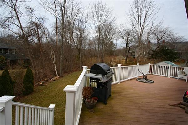 11 Hillside Road Gloucester, MA 01930 - Photo 16 of 17