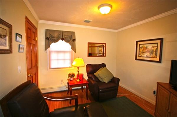 11 Hillside Road Gloucester, MA 01930 - Photo 10 of 17