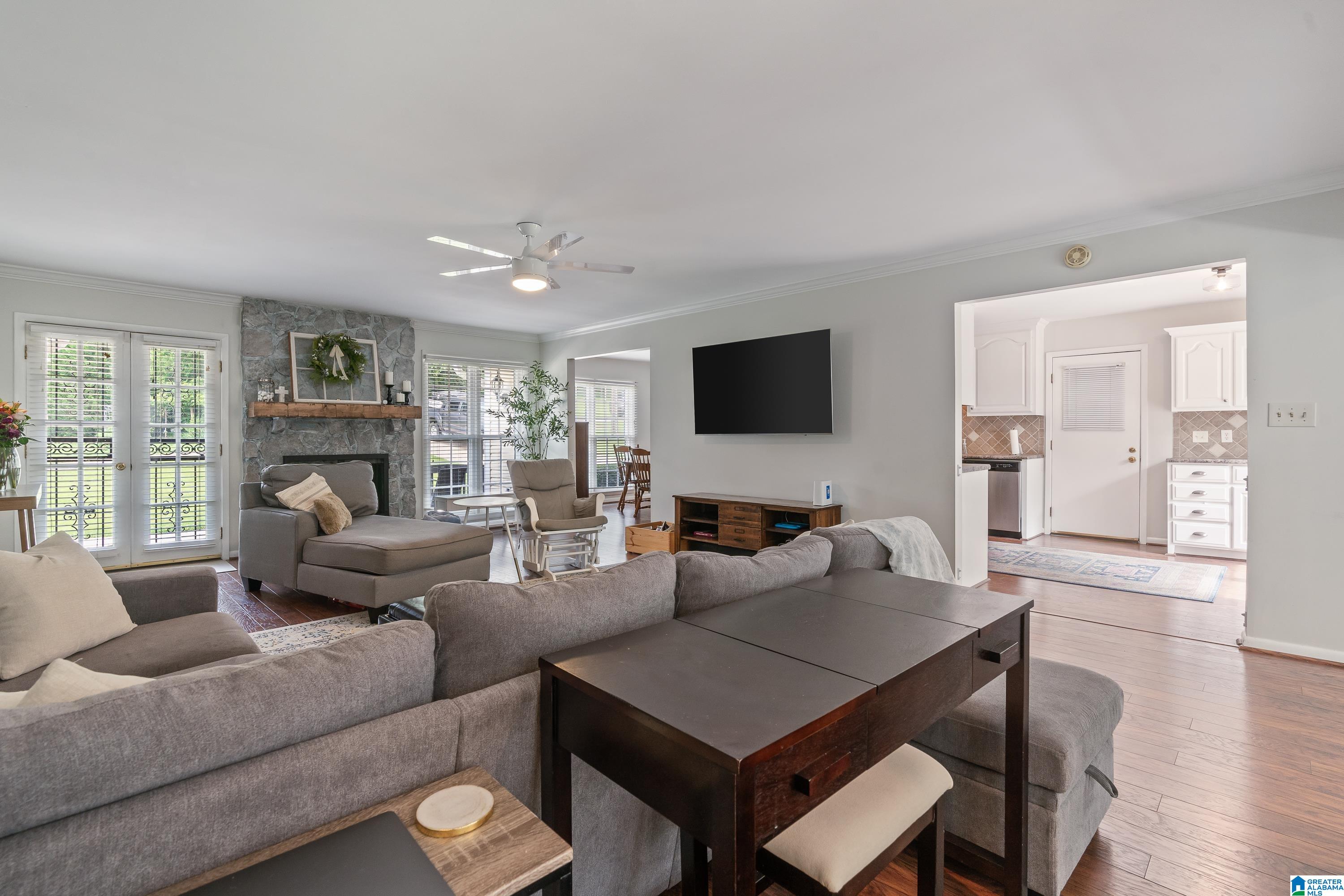 3317 Sunniroc Road Birmingham, AL 35210 - Photo 2 of 36