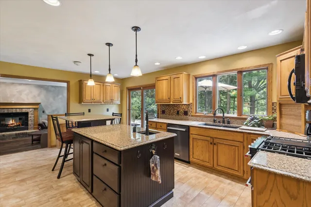 $797,000 | 2370 East Sylvan Lane, Milton, WI 53563