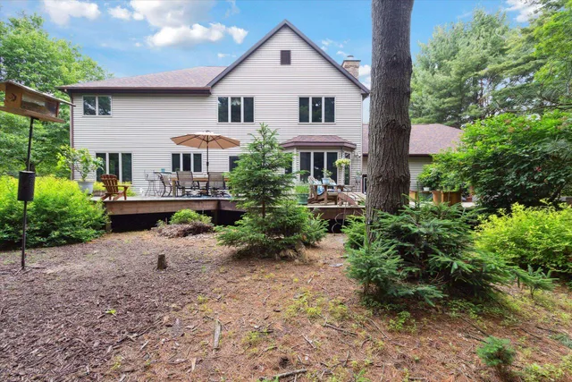 $797,000 | 2370 East Sylvan Lane, Milton, WI 53563