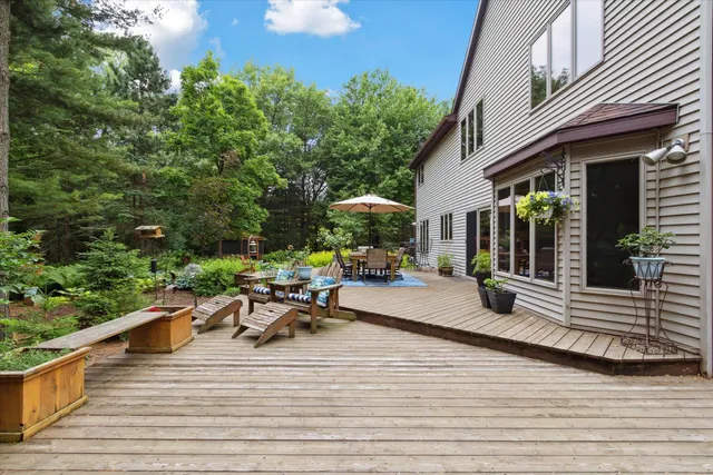 $797,000 | 2370 East Sylvan Lane, Milton, WI 53563