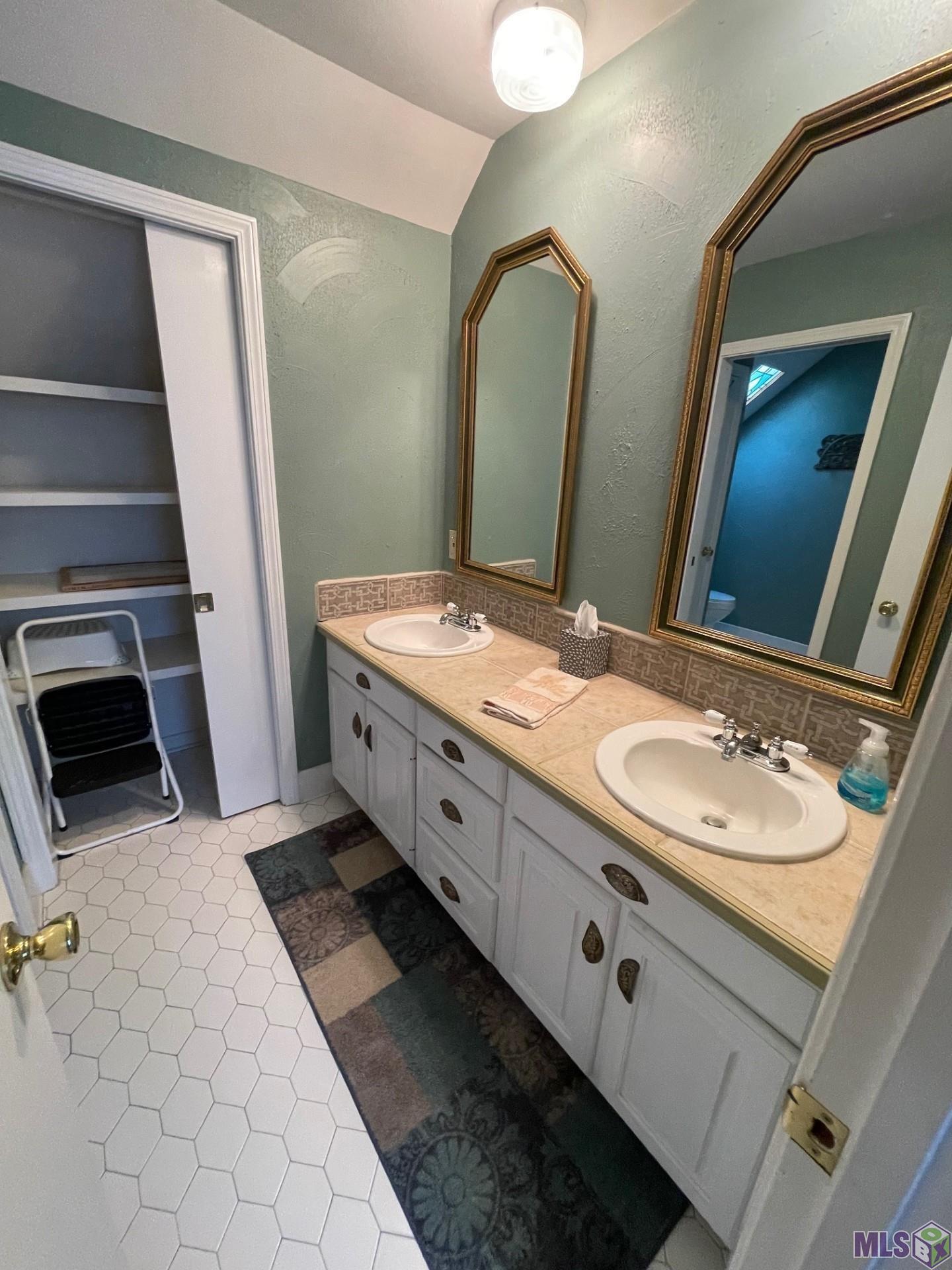 11019 Goodwood Boulevard Baton Rouge, LA 70815 - Photo 18 of 28