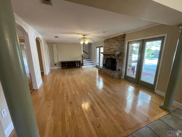 $329,900 | 11019 Goodwood Boulevard, Baton Rouge, LA 70815