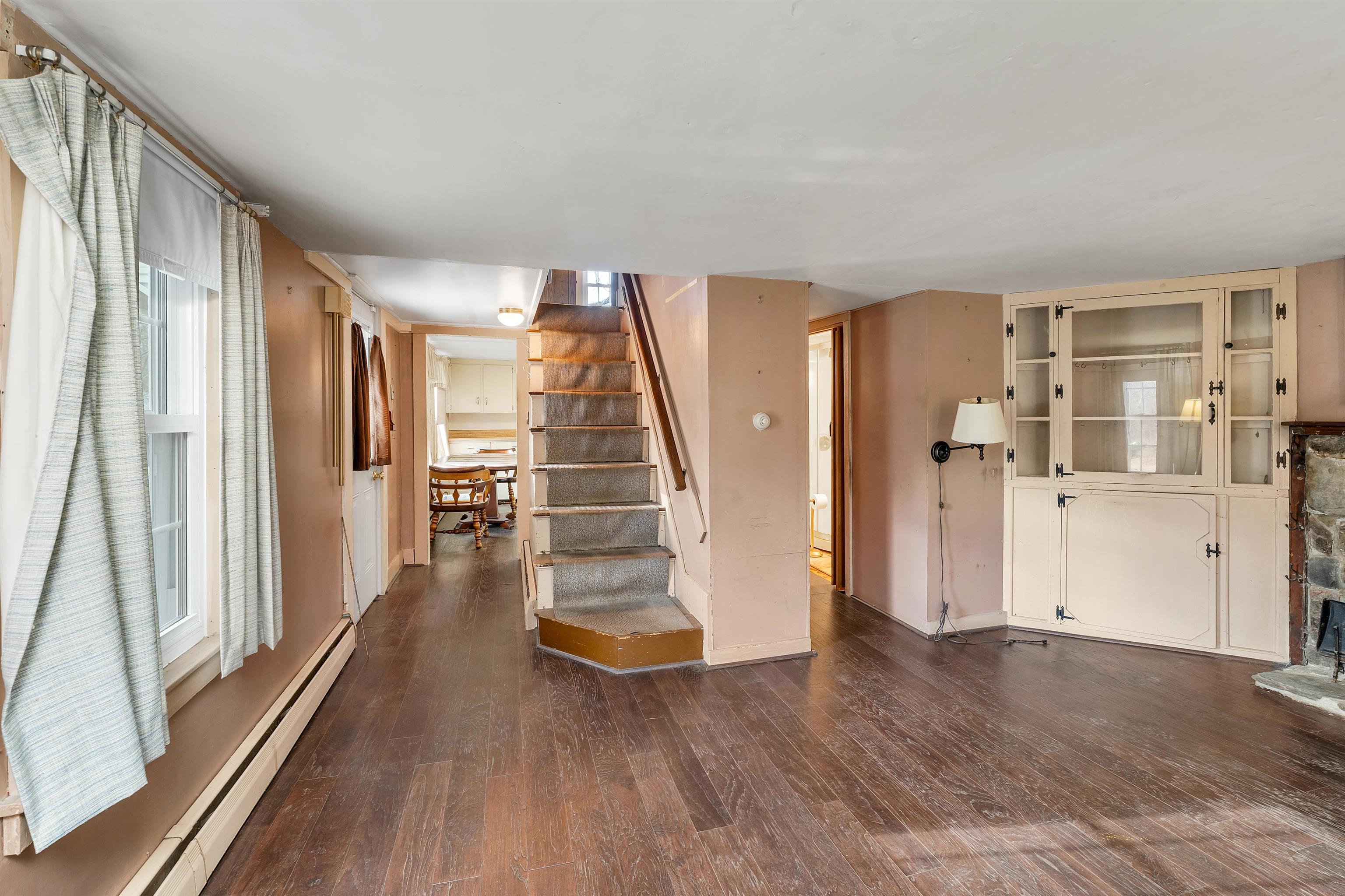 51 Strafford Road Rochester, NH 03867 - Photo 8 of 57