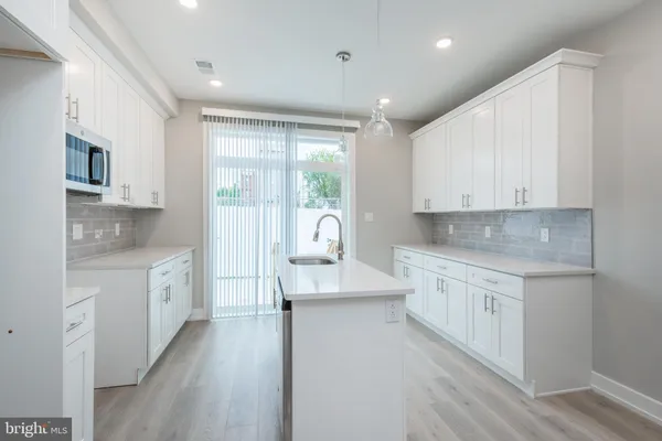 $1,400 | 2550 North Howard Street, Unit 1, Philadelphia, PA 19133