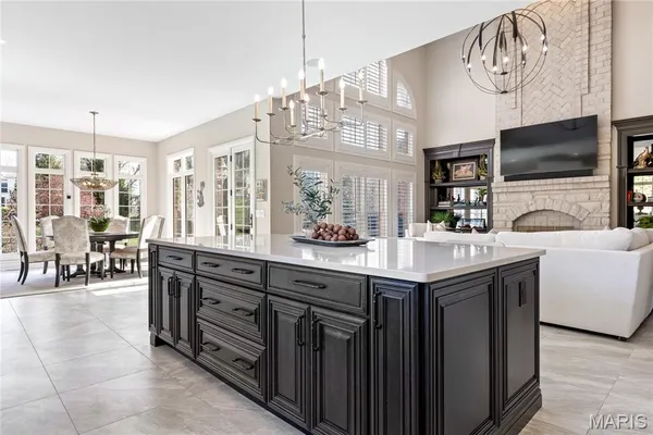 $3,495,000 | 1215 Devonworth Drive, Chesterfield, MO 63017