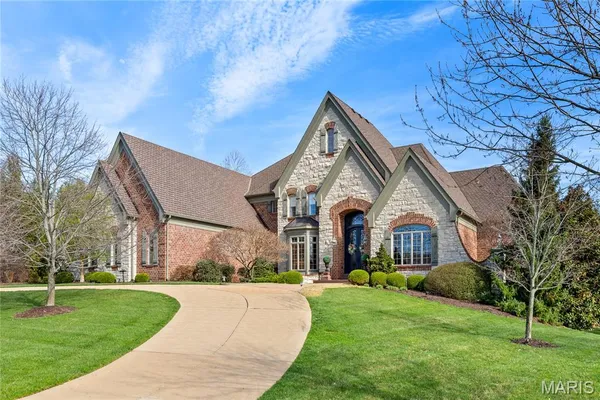$3,495,000 | 1215 Devonworth Drive, Chesterfield, MO 63017