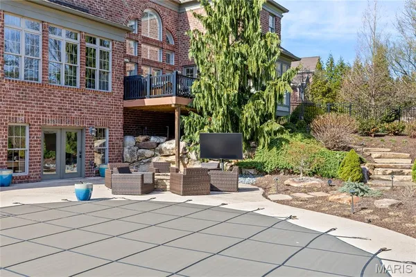 $3,495,000 | 1215 Devonworth Drive, Chesterfield, MO 63017