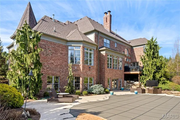 $3,495,000 | 1215 Devonworth Drive, Chesterfield, MO 63017