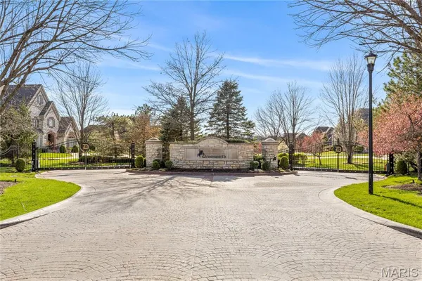 $3,495,000 | 1215 Devonworth Drive, Chesterfield, MO 63017