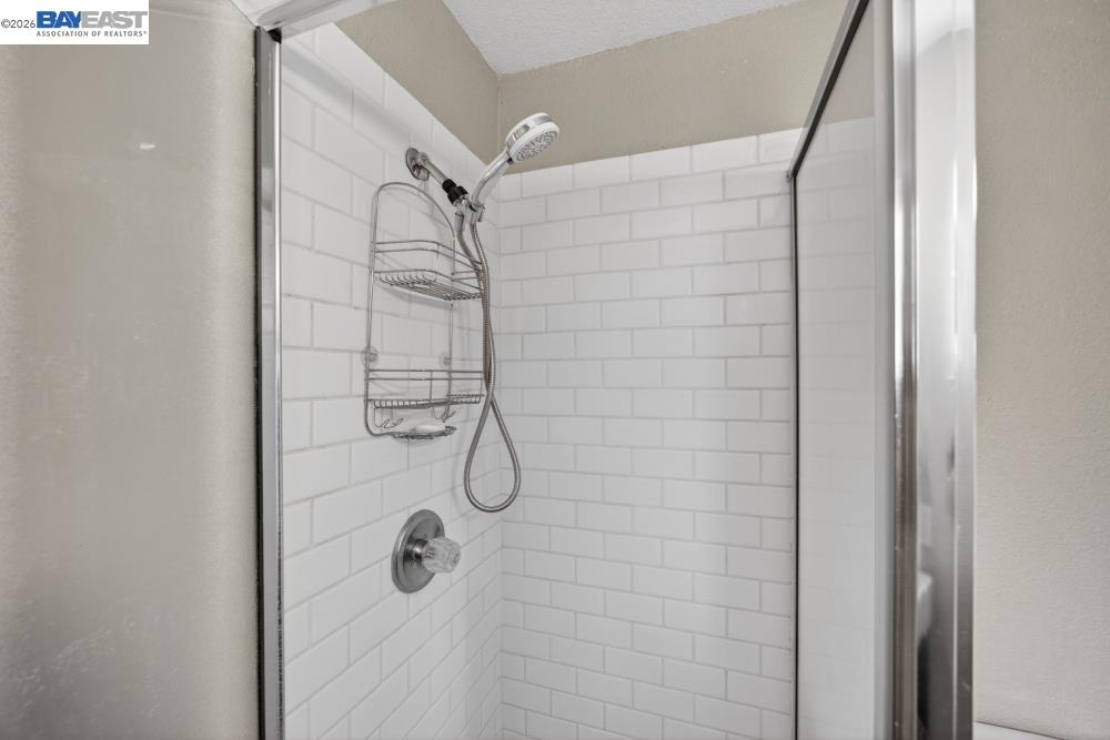 3590 Park Road Sacramento, CA 95841 - Photo 40 of 66 a bathroom with a shower