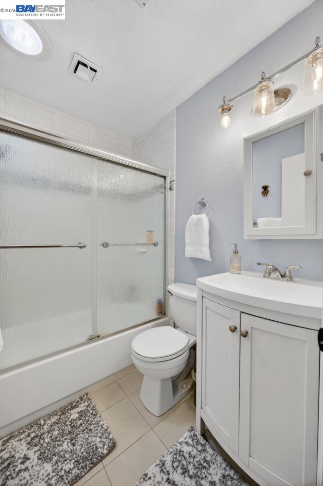 3590 Park Road Sacramento, CA 95841 - Photo 44 of 66 a bathroom with a sink toilet and shower